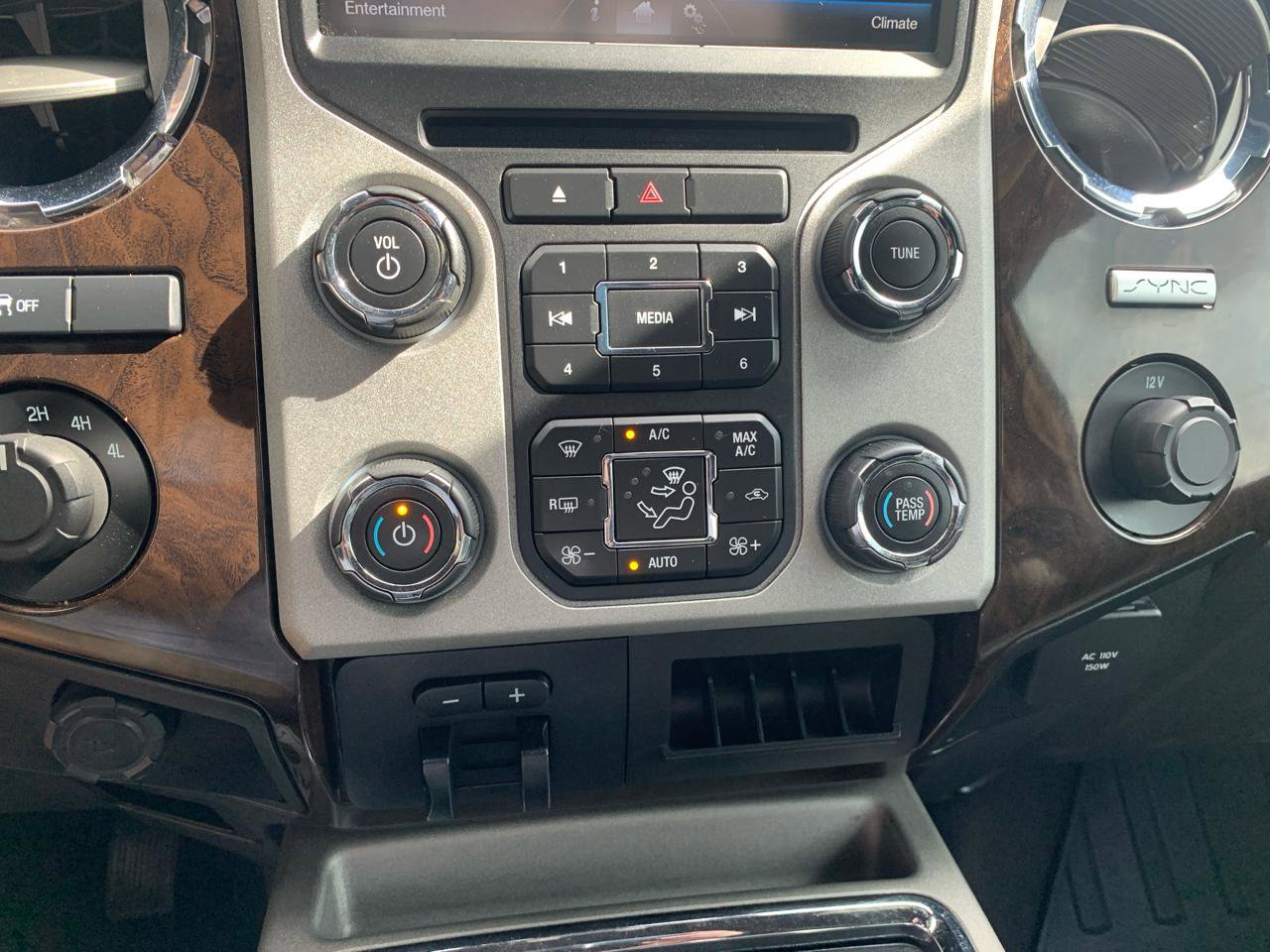 Used 2016 Ford F250 Platinum AWD/4WD image 30