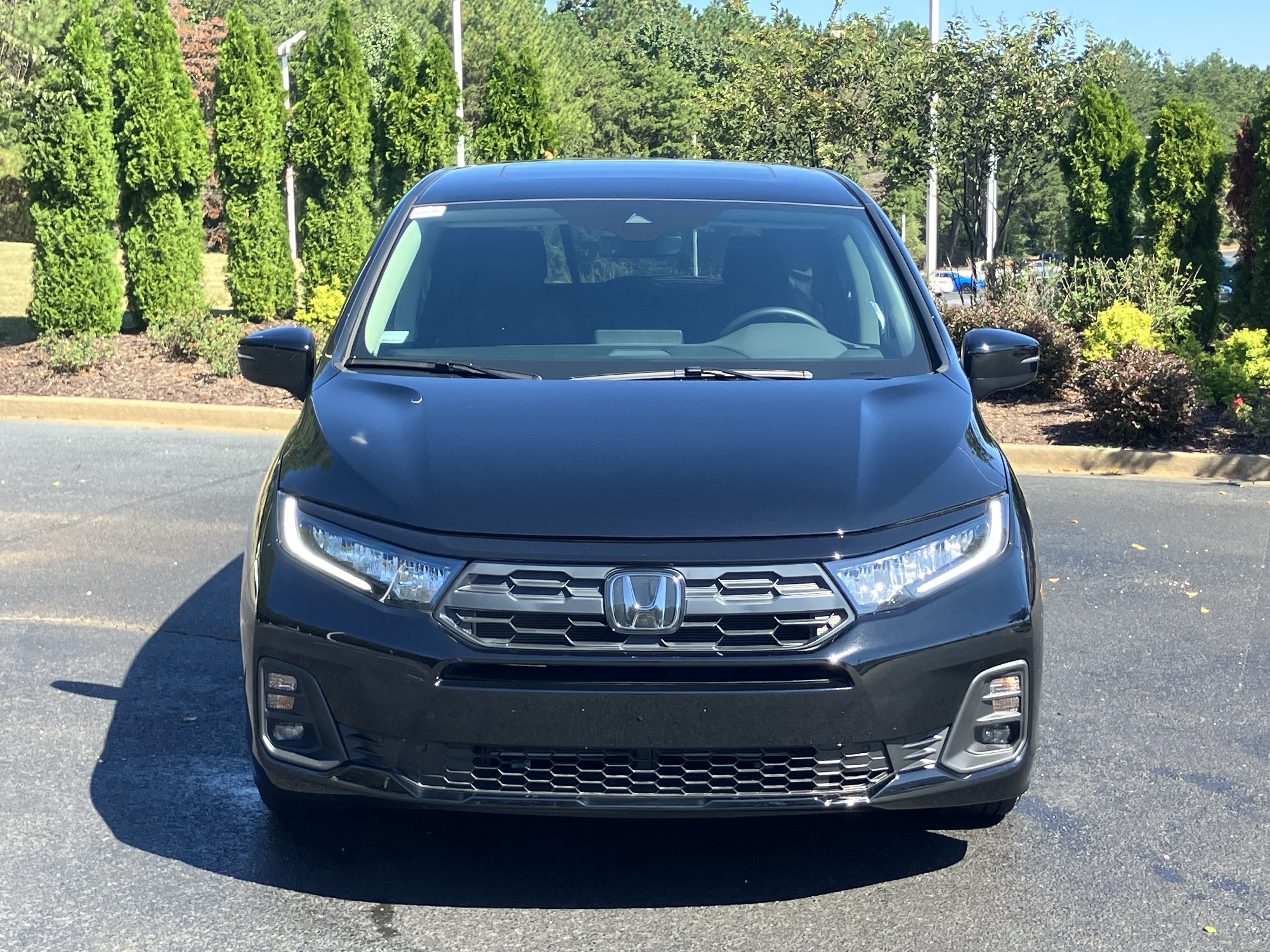 Certified 2026 Honda Odyssey EX-L image 3
