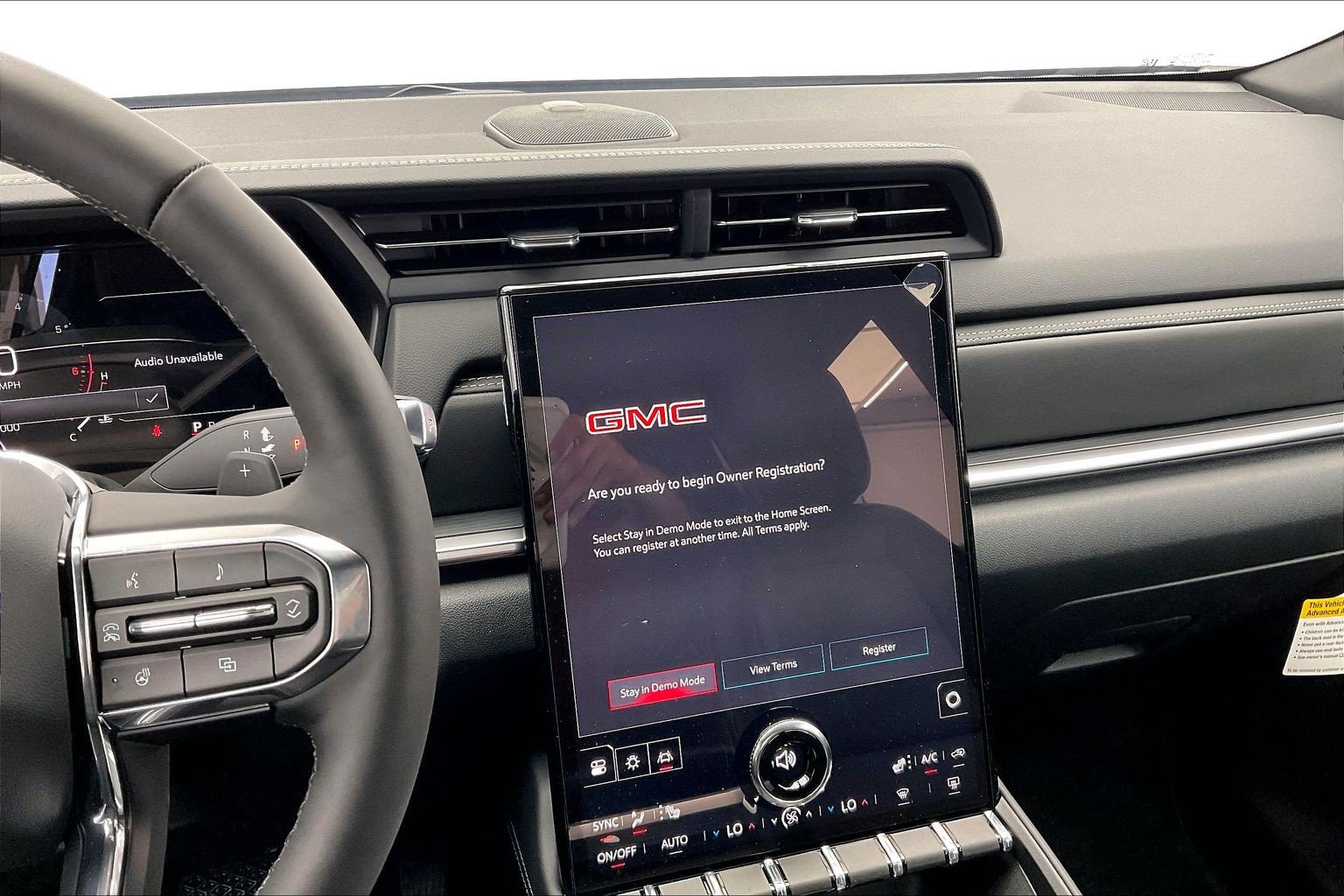 New 2027 GMC Terrain Elevation w/ Elevation Premium Package AWD/4WD image 7
