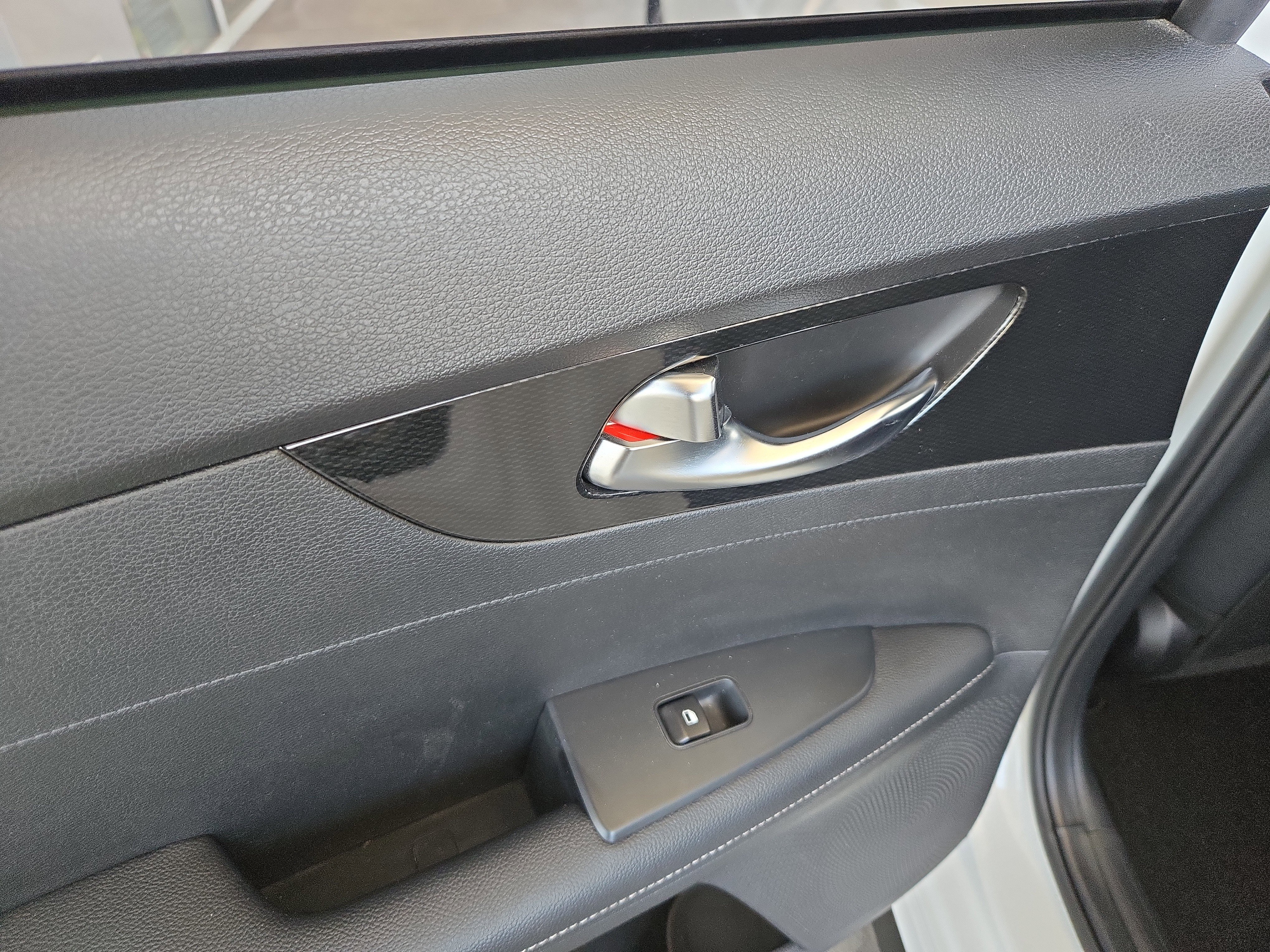 Used 2021 Kia Forte GT-Line w/ GT-Line Premium Package image 24