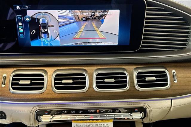 New 2026 Mercedes-Benz GLS 580 4MATIC image 13