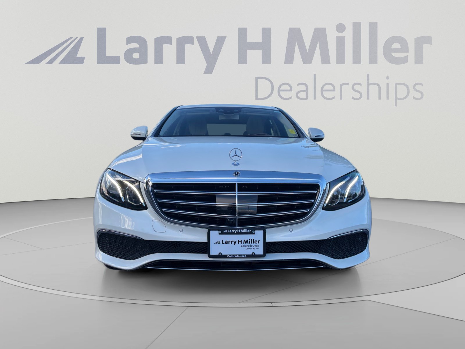 Used 2019 Mercedes-Benz E 300 4MATIC image 8