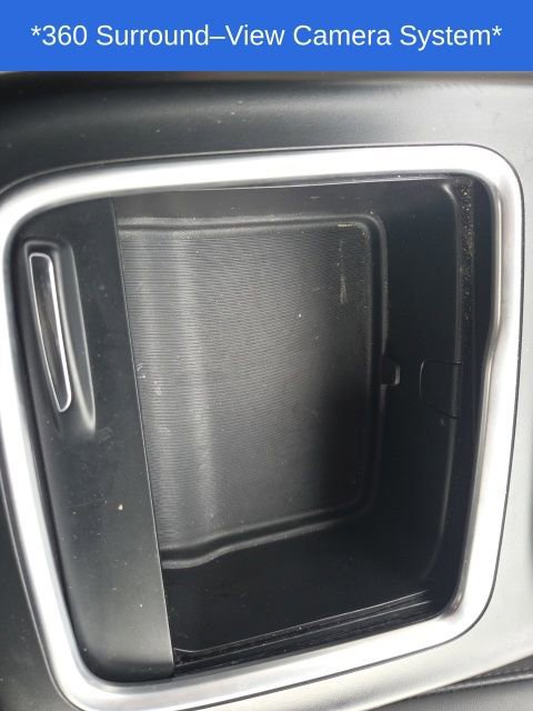 Used 2023 Chrysler Pacifica Touring-L image 41