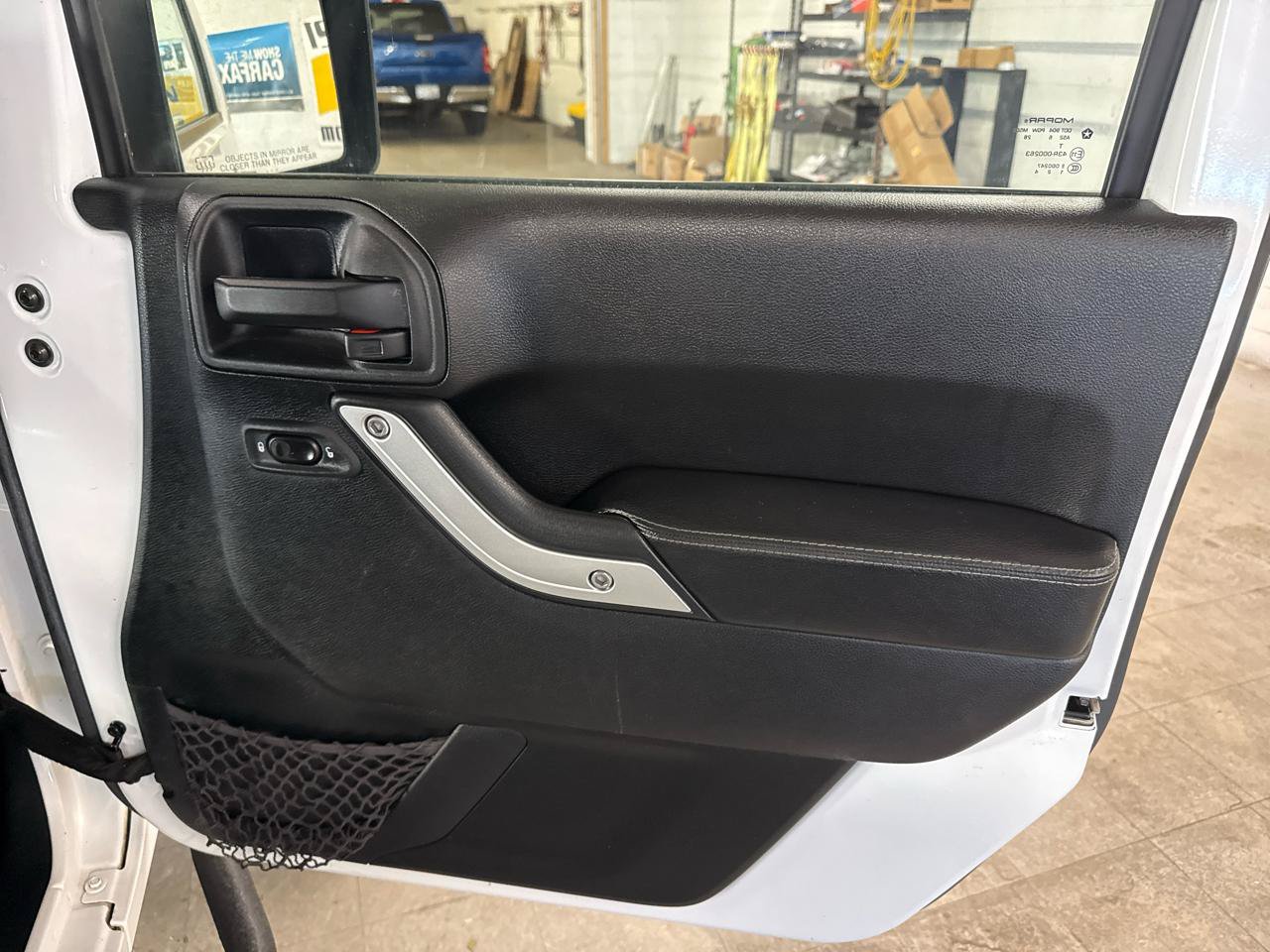 Used 2016 Jeep Wrangler Unlimited Rubicon AWD/4WD image 59