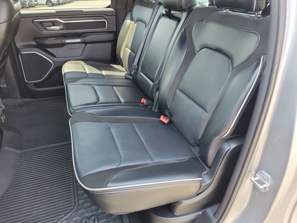 Used 2023 RAM 1500 Laramie AWD/4WD image 26