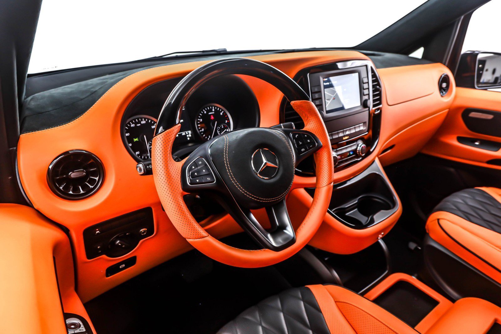 Used 2023 Mercedes-Benz Metris Standard Roof 126 Wheelbase image 5