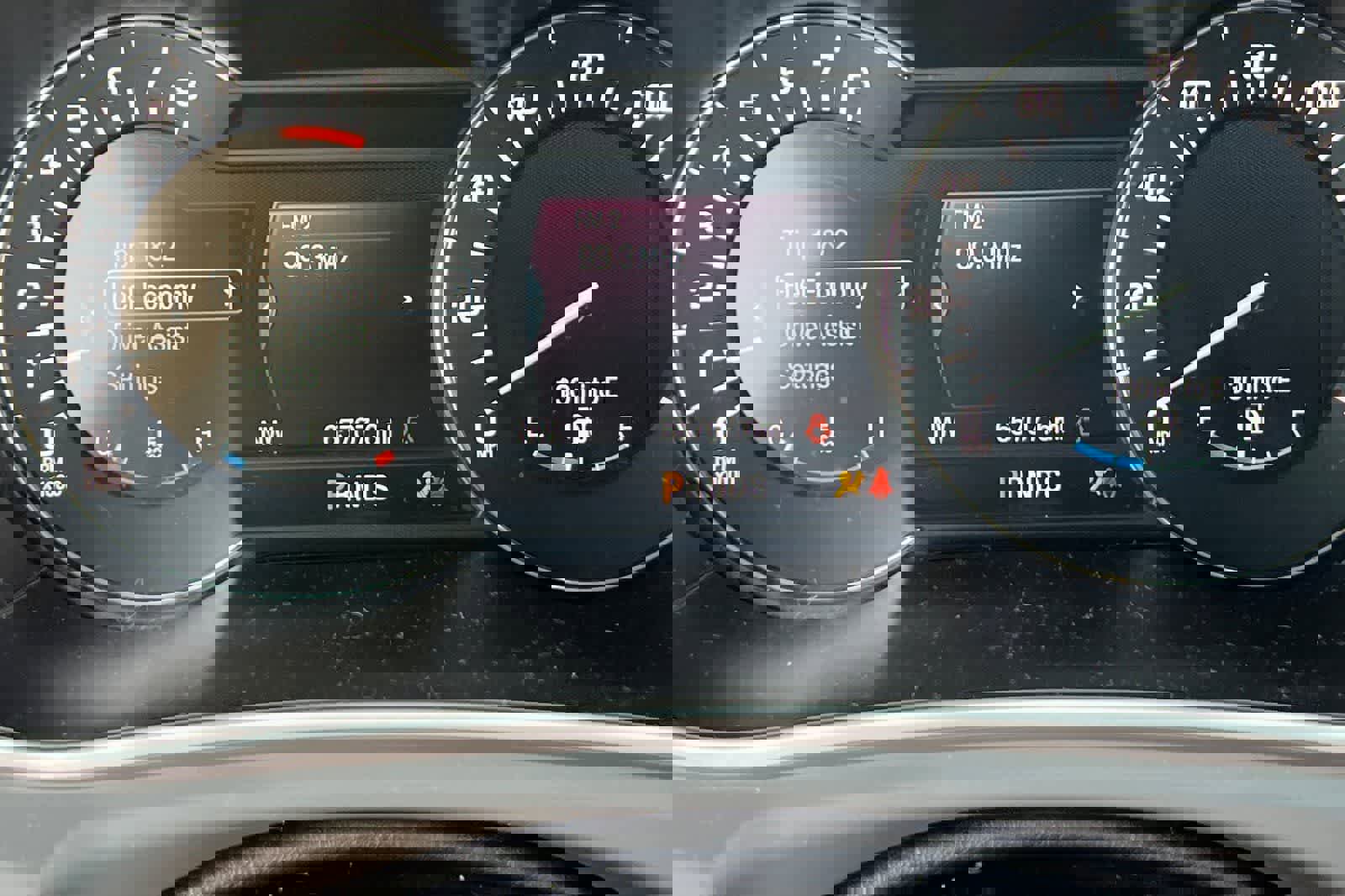 Used 2016 Lincoln MKX Select w/ Select Plus Package image 23