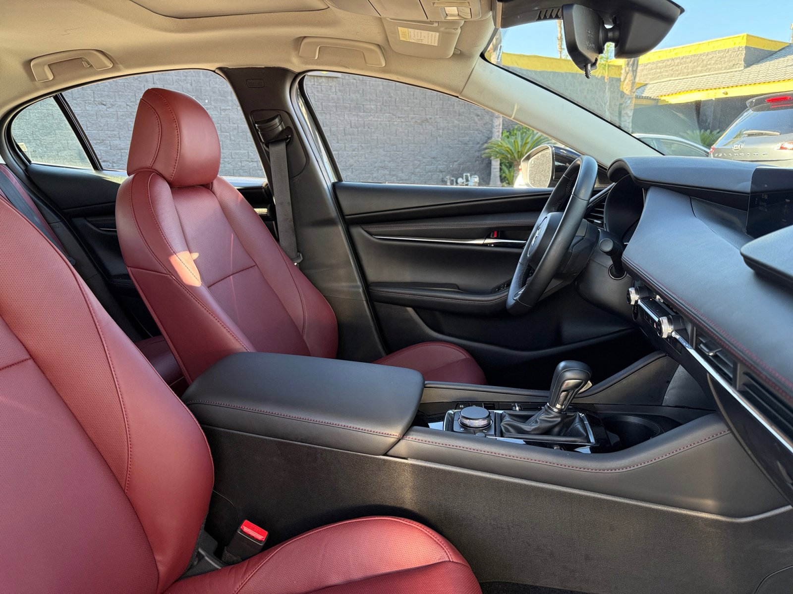 Used 2023 MAZDA MAZDA3 s image 19