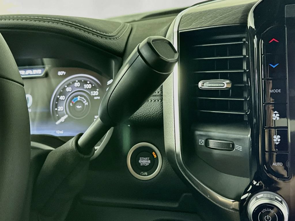 New 2026 RAM 4500 4x4 Crew Cab DRW w/ Laramie Trim Package image 12