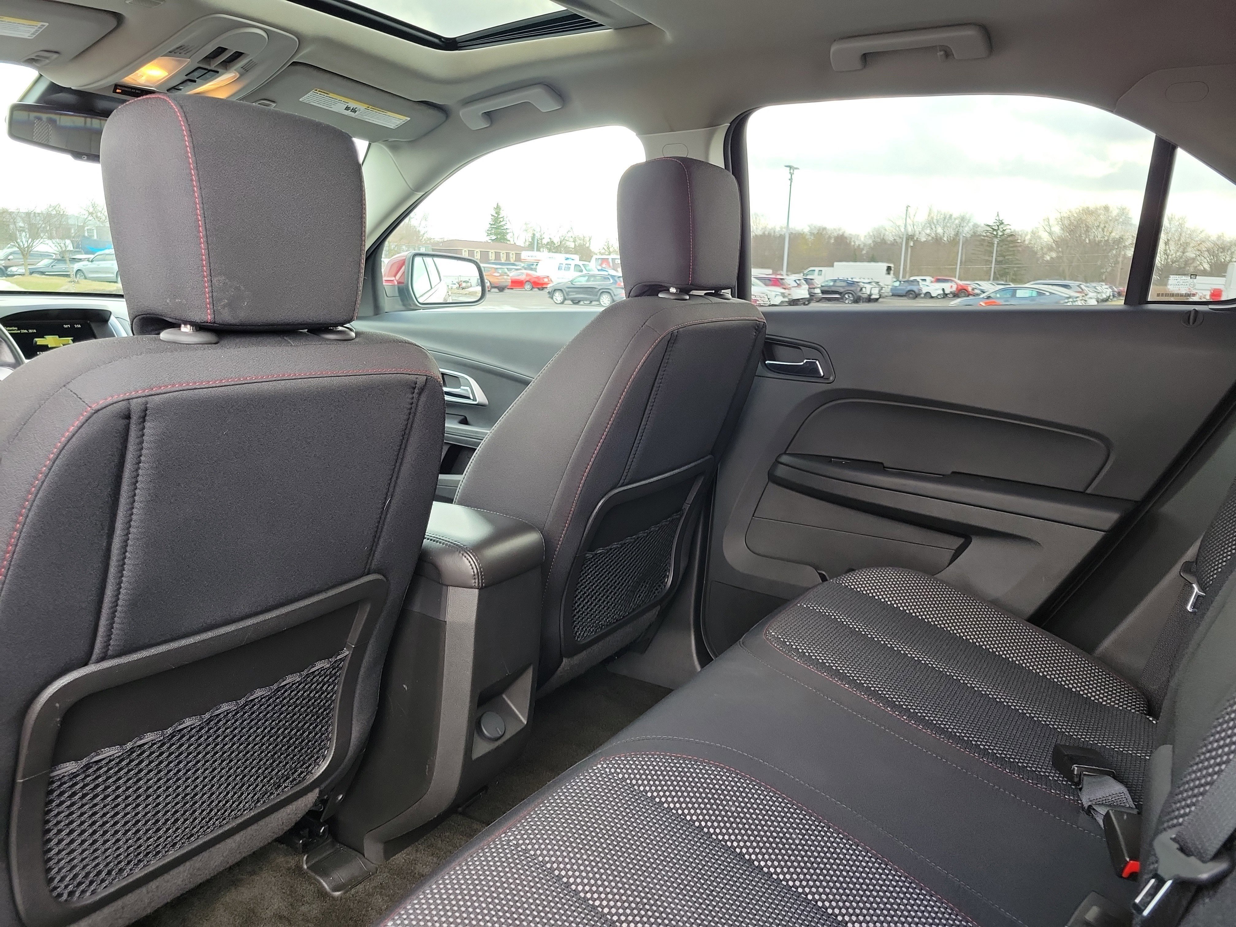 Used 2017 Chevrolet Equinox LT image 14