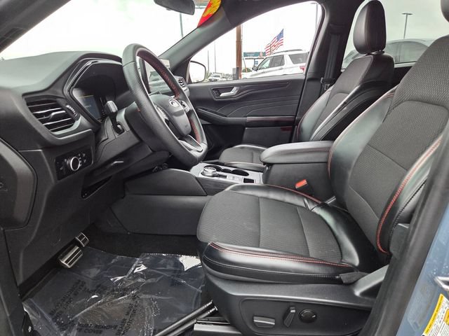 Used 2024 Ford Escape ST-Line w/ Tech Pack #1 FWD image 5