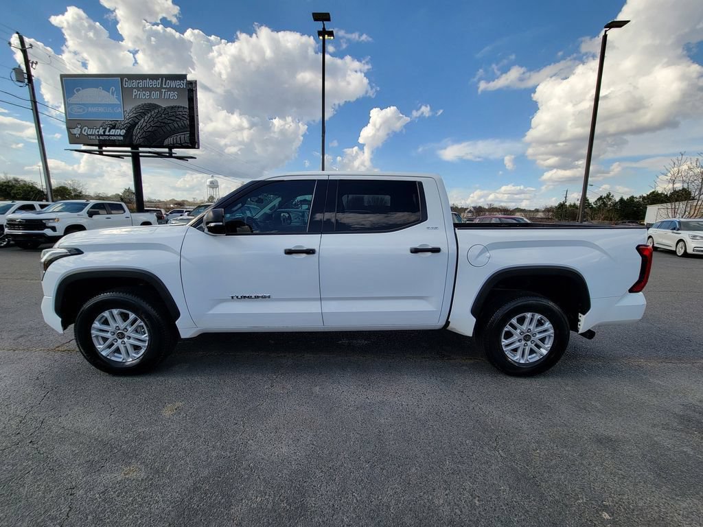 Used 2023 Toyota Tundra SR5 w/ SR5 Convenience Package AWD/4WD image 2