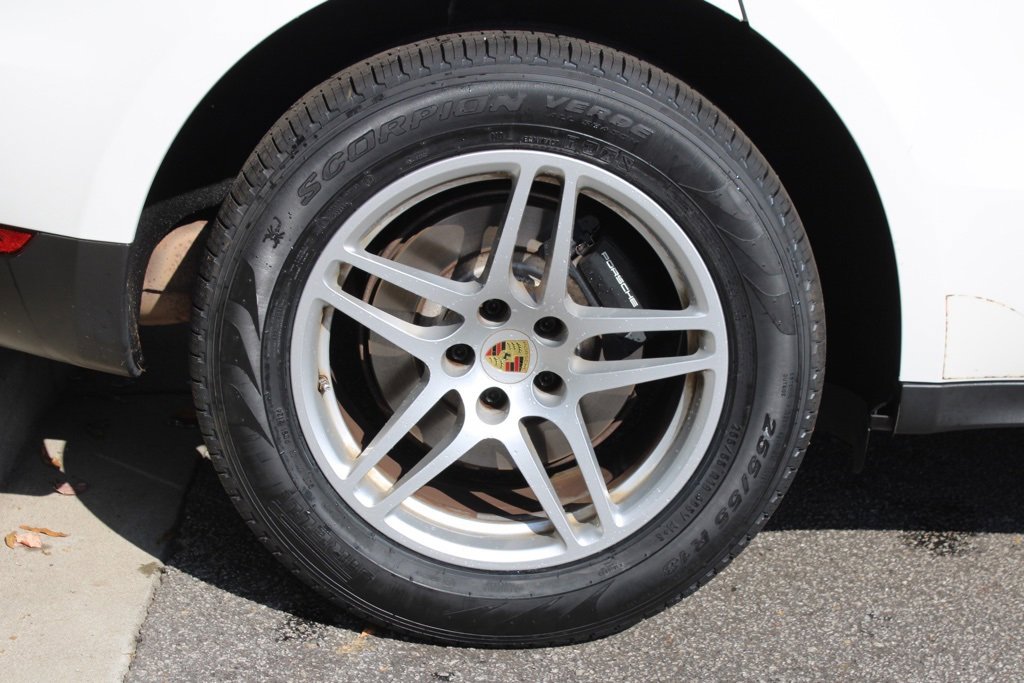 Used 2021 Porsche Macan image 13