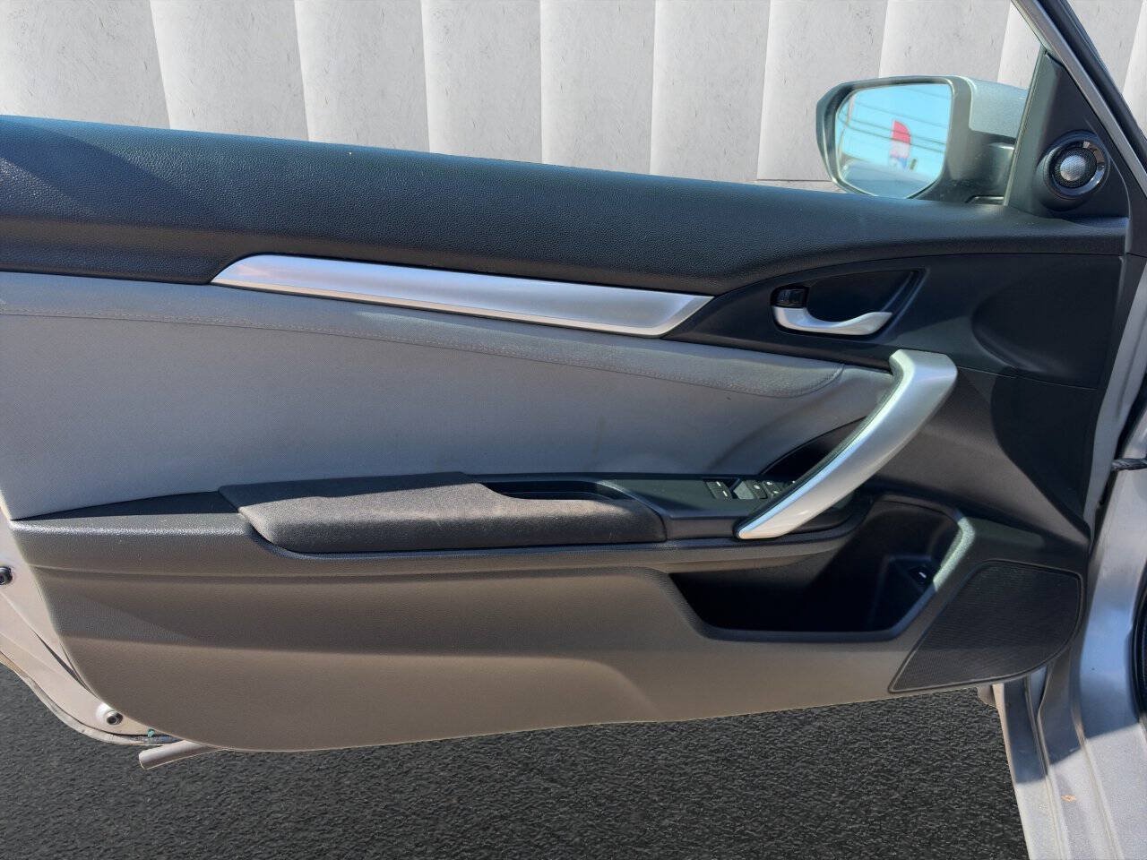 Used 2016 Honda Civic EX-T image 10