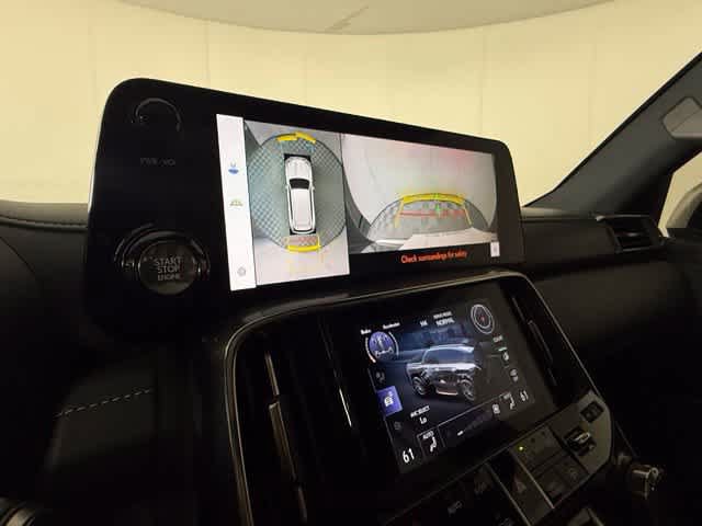 Used 2023 Lexus LX 600 F Sport w/ Accessory Package (Z1) AWD/4WD image 20