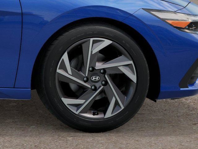 New 2025 Hyundai Elantra SEL image 8