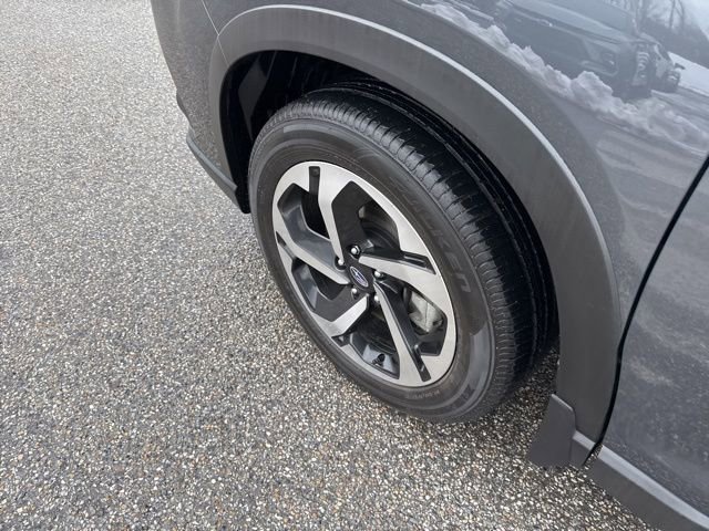 Used 2024 Subaru Forester Touring image 31