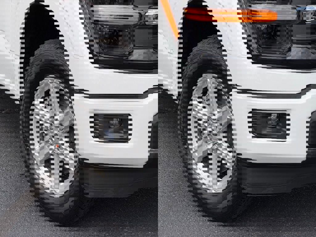 New 2026 Ford F150 XLT w/ Equipment Group 301A Standard image 5