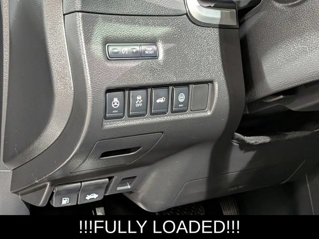 Used 2024 Nissan Murano SV AWD/4WD image 14