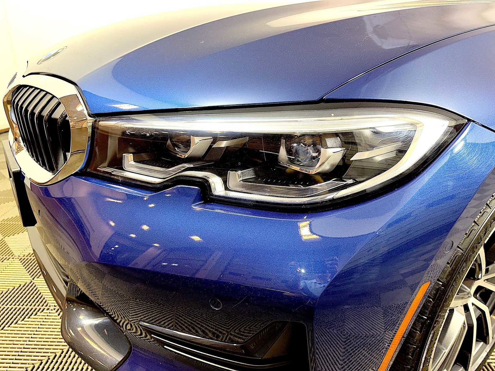 Certified 2022 BMW 330i xDrive Sedan w/ Driving Assistance Package AWD/4WD image 28