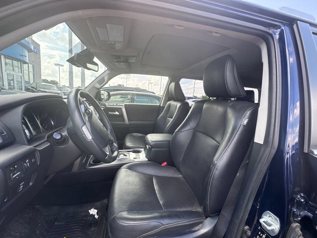 Used 2020 Toyota 4Runner Limited AWD/4WD image 6