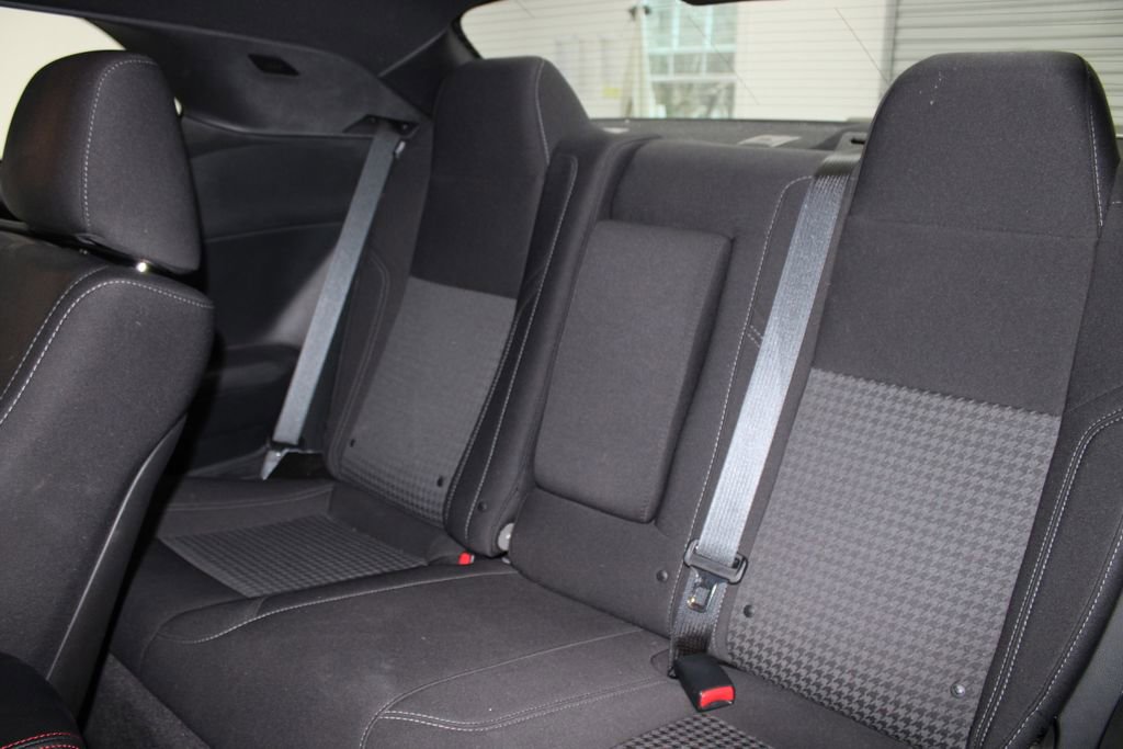 Used 2017 Dodge Challenger SXT image 16