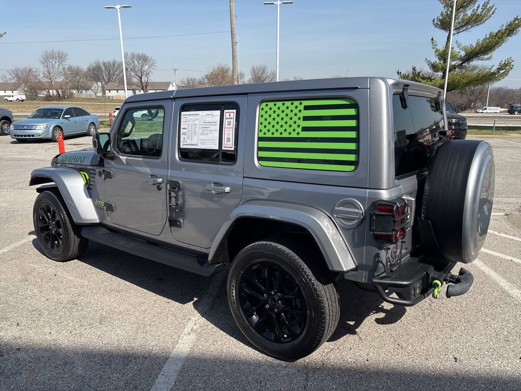 Used 2021 Jeep Wrangler Unlimited Sahara AWD/4WD image 18