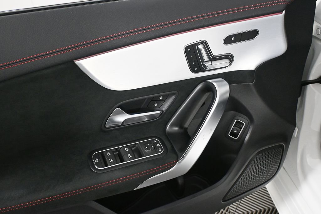 Certified 2023 Mercedes-Benz CLA 250 4MATIC image 8