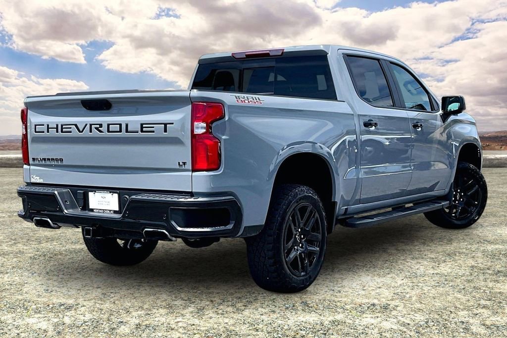 Used 2024 Chevrolet Silverado 1500 LT Trail Boss w/ Convenience Package II AWD/4WD image 5