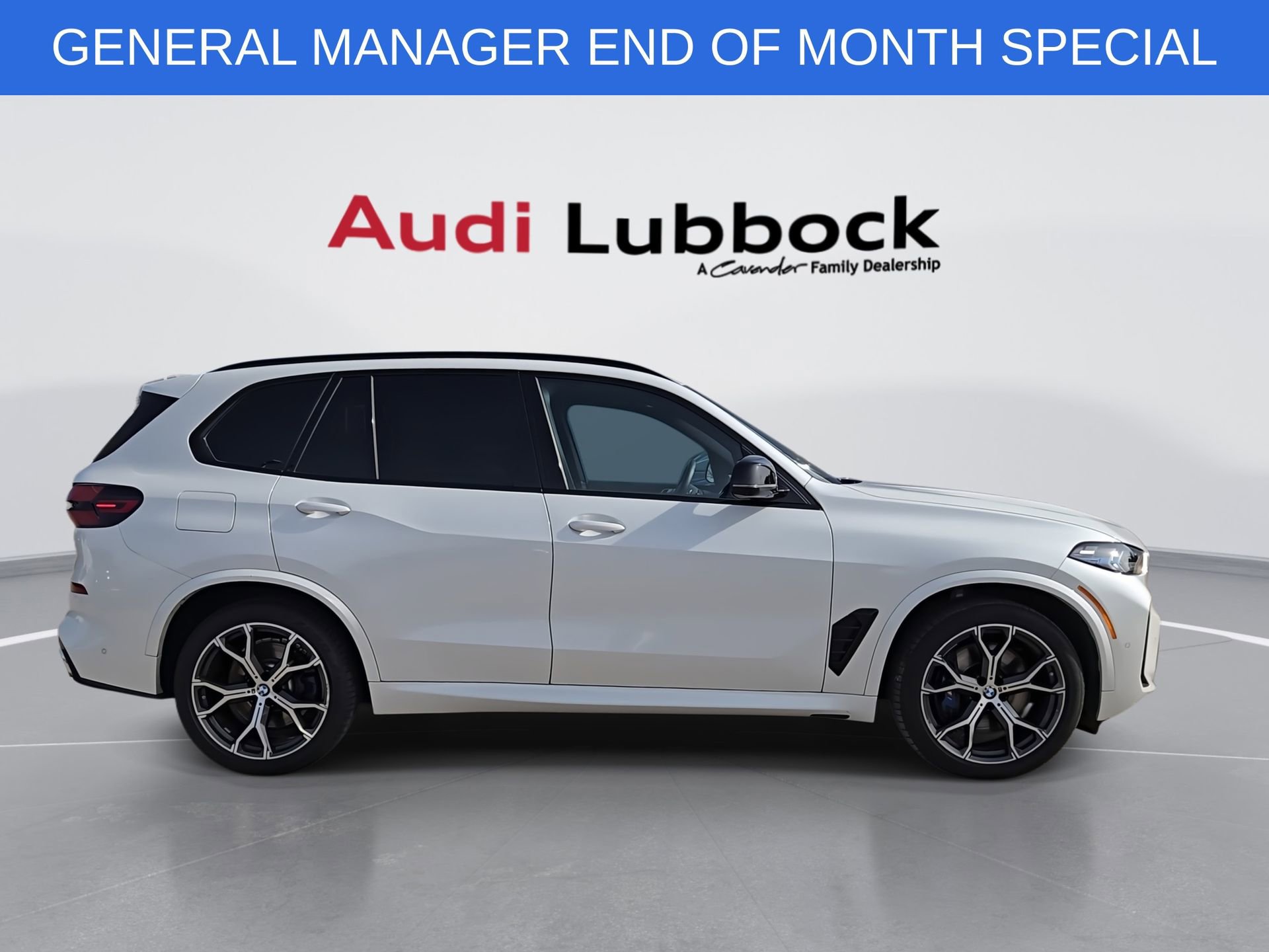 Used 2026 BMW X5 M60i AWD/4WD image 9