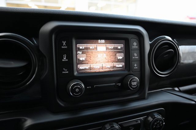 Used 2020 Jeep Wrangler Unlimited Sport image 17