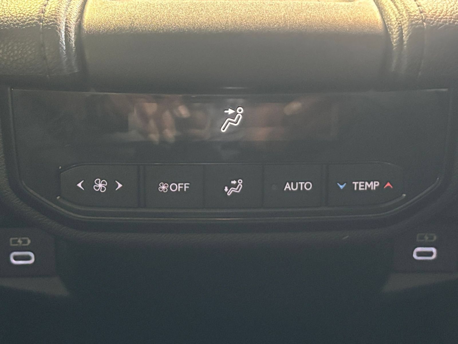 Used 2025 Toyota Grand Highlander FWD image 24