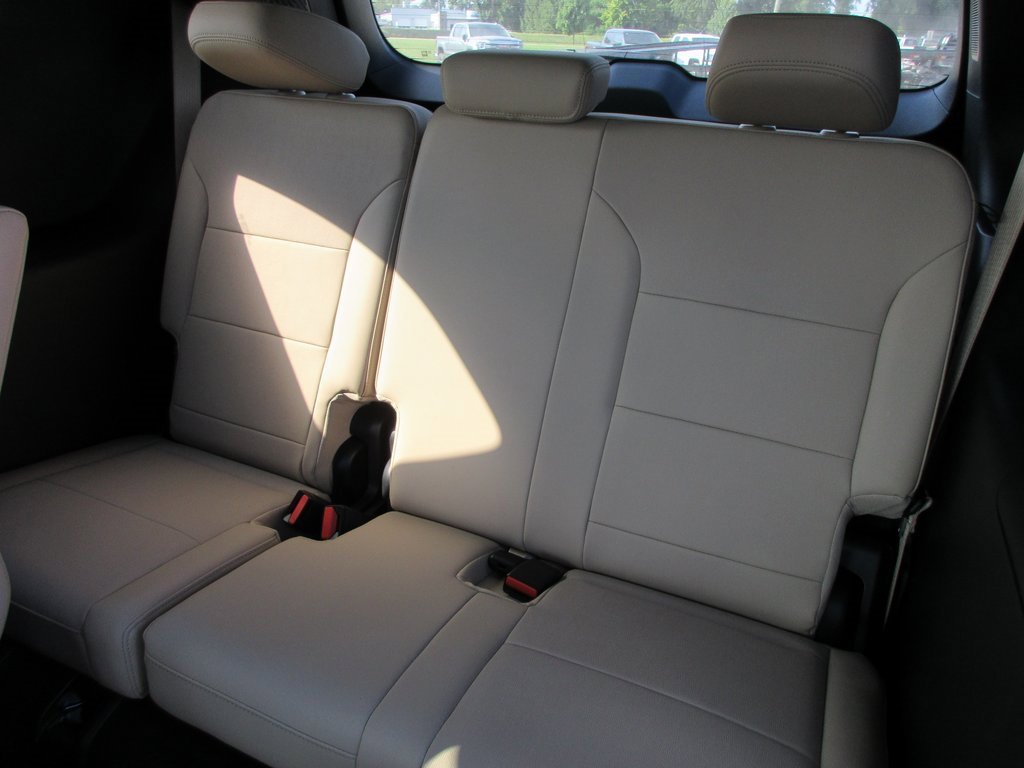 New 2026 Buick Enclave Preferred image 16