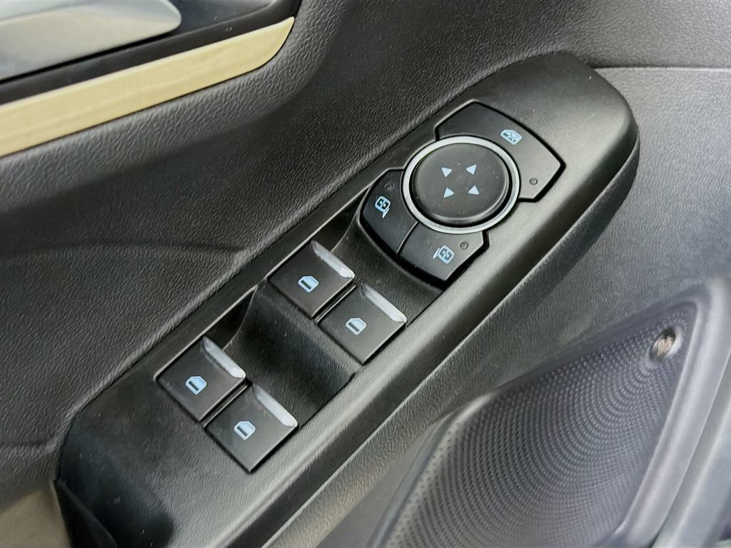 Used 2022 Ford Escape Titanium w/ Titanium Elite Package AWD/4WD image 23