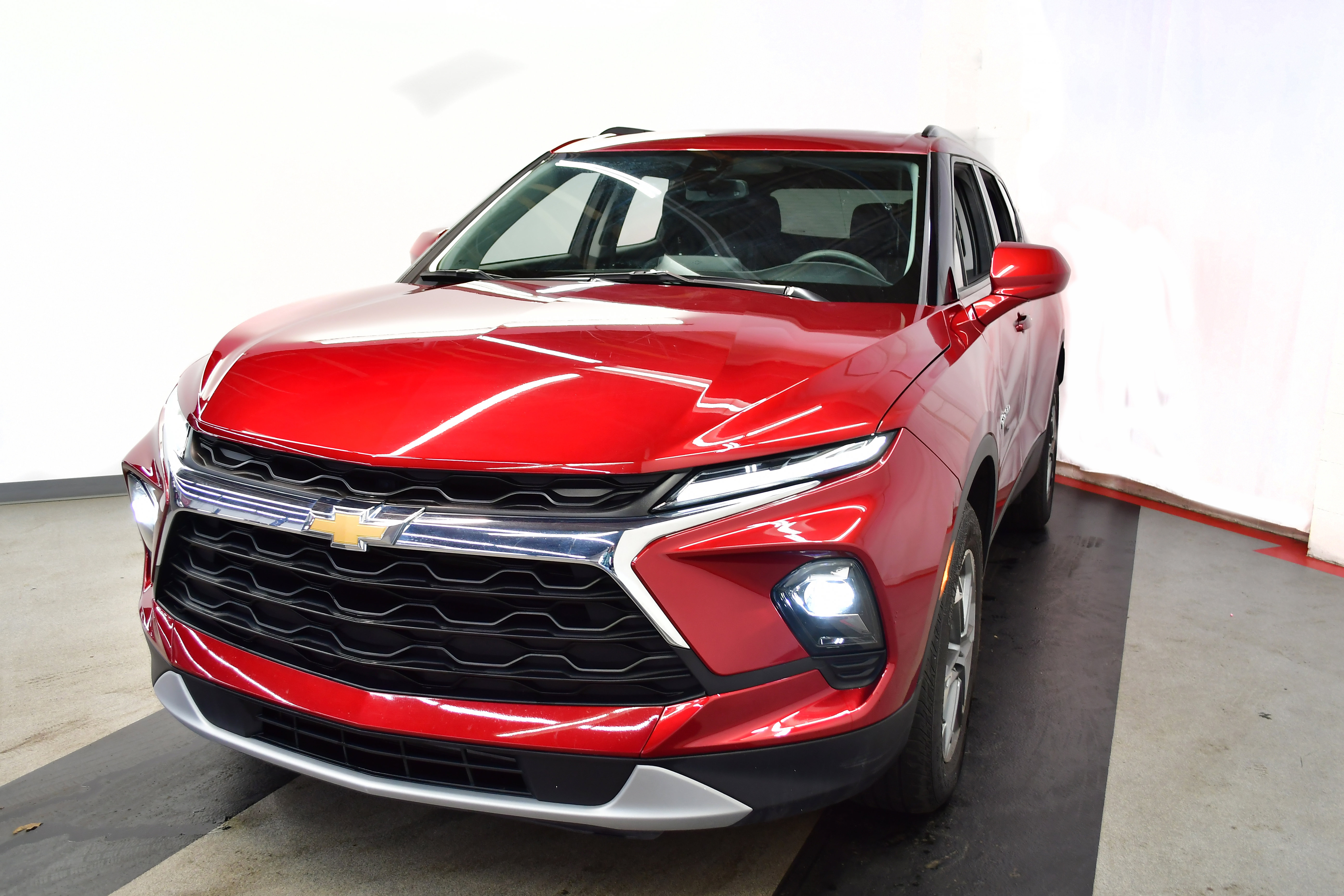 Used 2024 Chevrolet Blazer LT w/ Convenience Package image 4