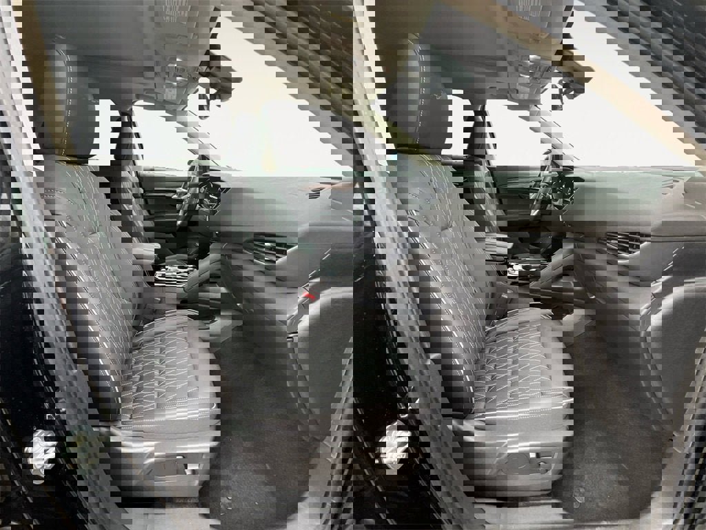 Used 2023 Buick Envision Avenir image 15