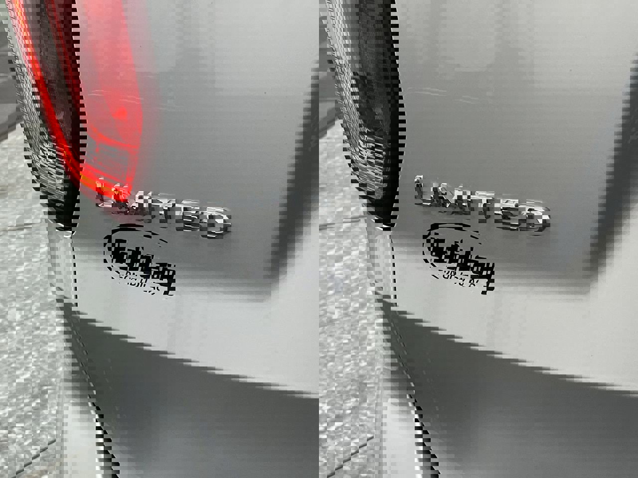 Used 2016 Ford Explorer Limited AWD/4WD image 36