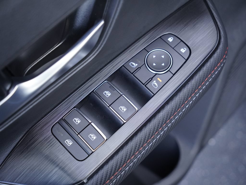 New 2026 Nissan Kicks SR FWD image 9