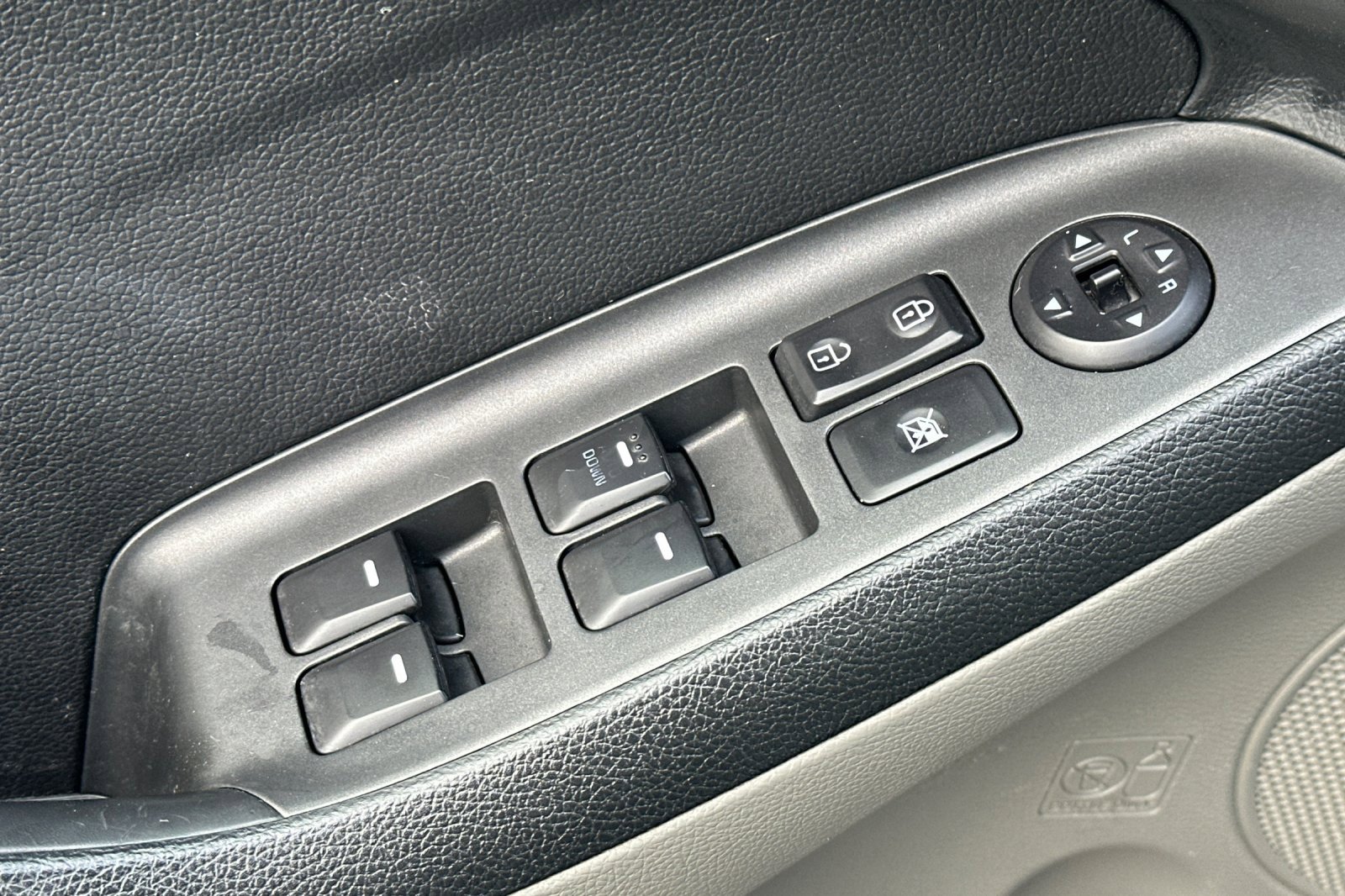 Used 2016 Kia Forte LX image 12