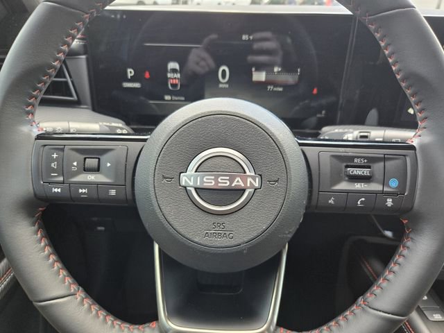 Used 2025 Nissan Kicks SR image 25