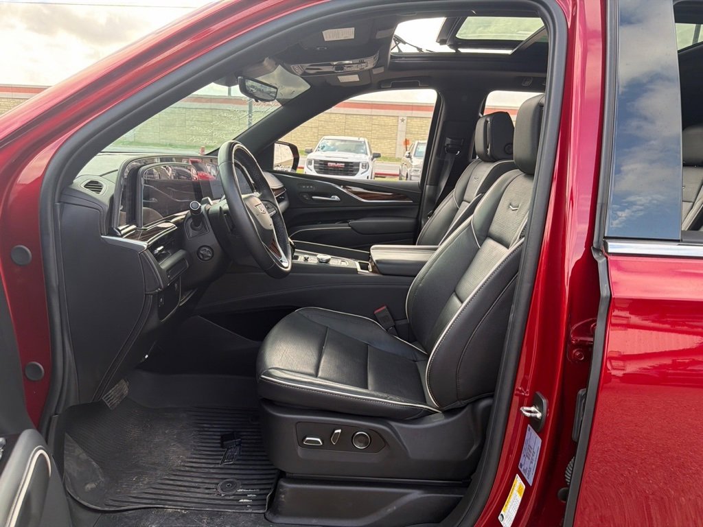 Certified 2024 Cadillac Escalade Premium Luxury w/ LPO, Floor Liner Package image 9