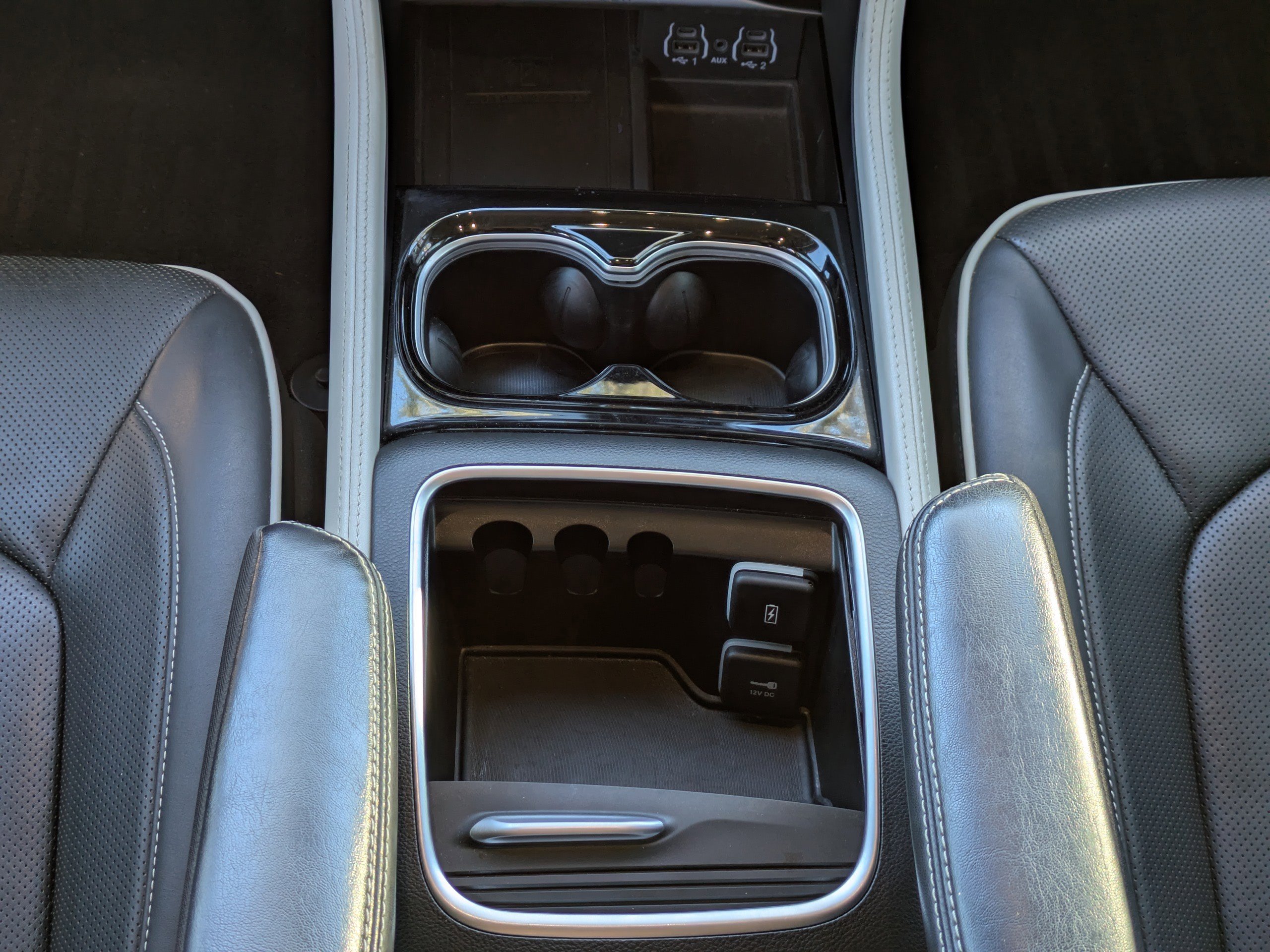 Used 2023 Chrysler Pacifica Limited image 21