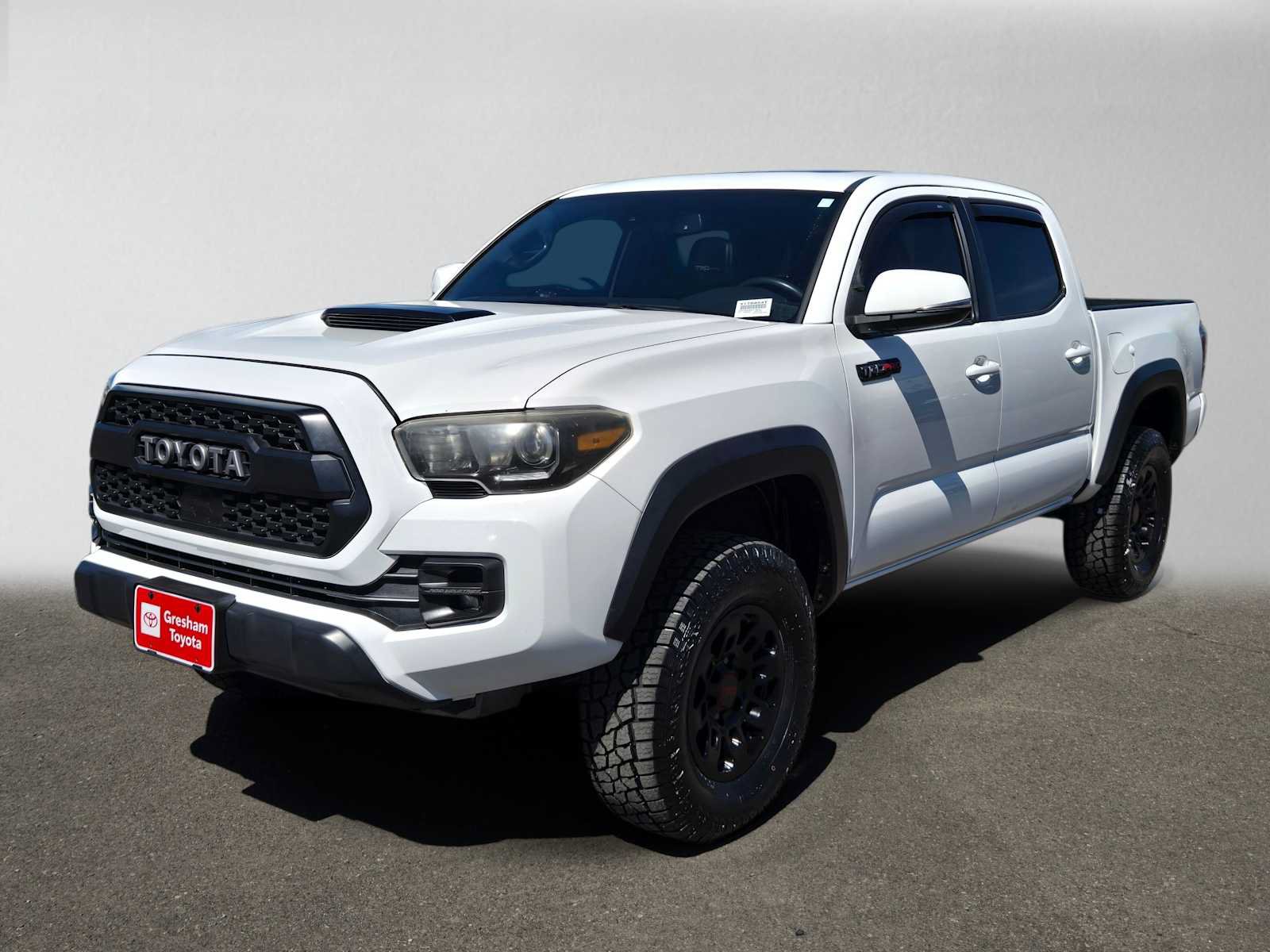 Used 2019 Toyota Tacoma TRD Pro AWD/4WD image 8
