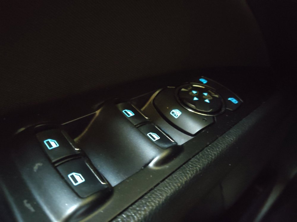 Used 2018 Ford Fusion SE w/ Equipment Group 201A image 27