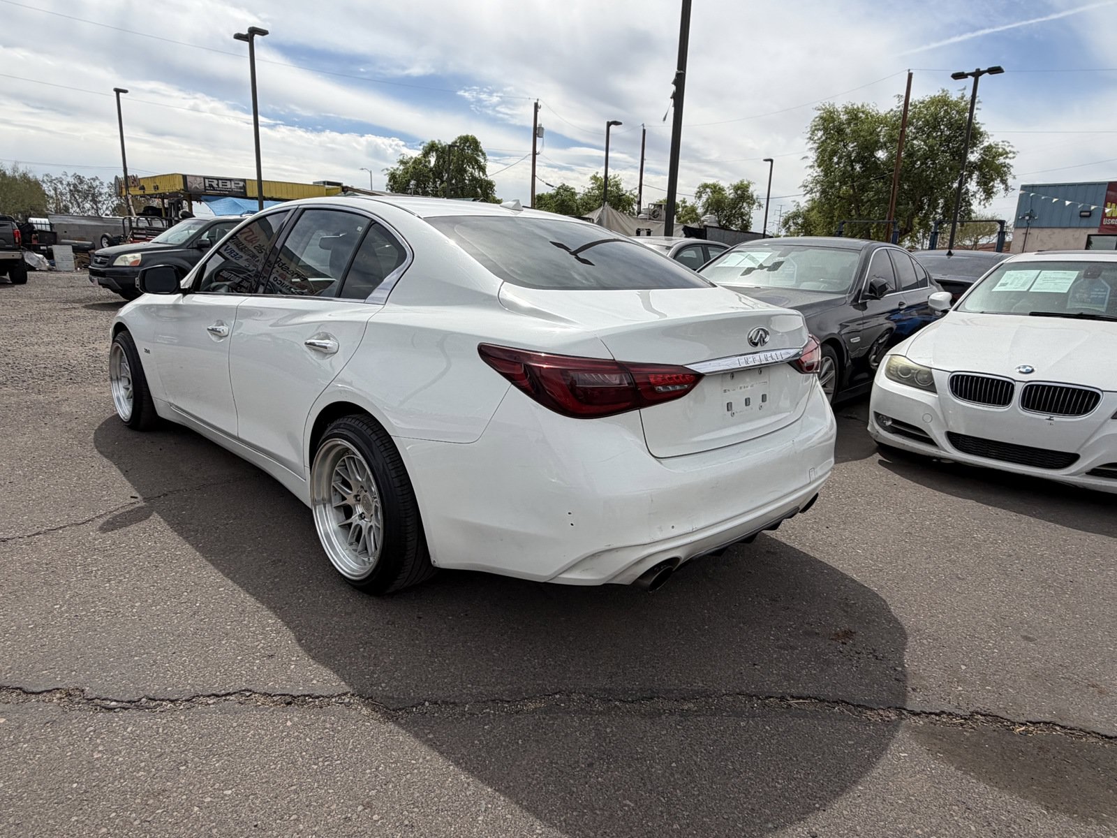 Used 2018 INFINITI Q50 Luxe RWD image 5