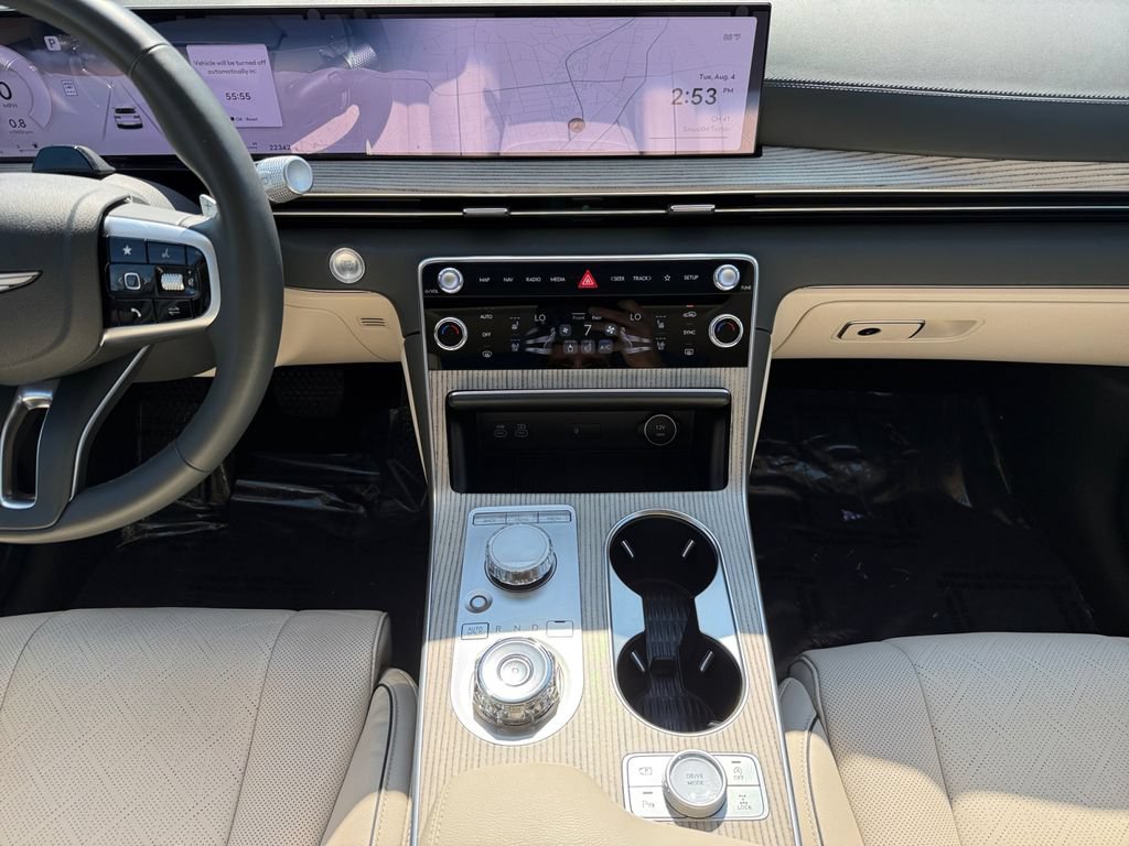 Used 2025 Genesis GV80 2.5T Prestige AWD/4WD image 11