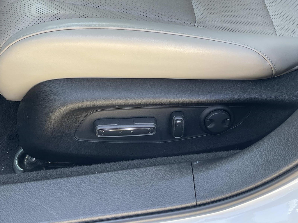 Certified 2023 Honda Accord Touring image 17