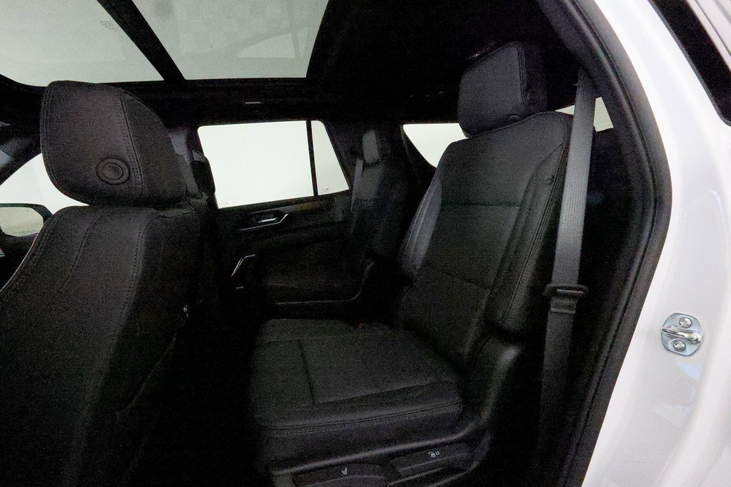 Used 2026 GMC Yukon Denali w/ Sun & Power Step Package image 15