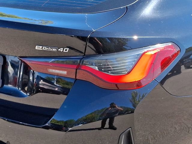Used 2023 BMW i4 eDrive40 w/ Premium Package image 12