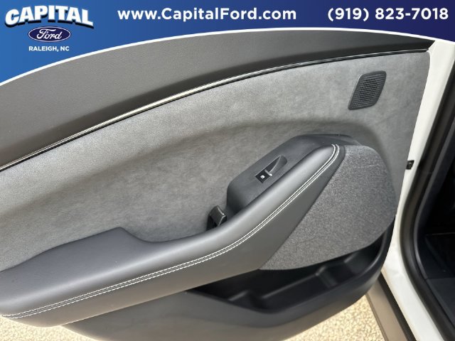 Certified 2025 Ford Mustang Mach-E GT AWD/4WD image 17